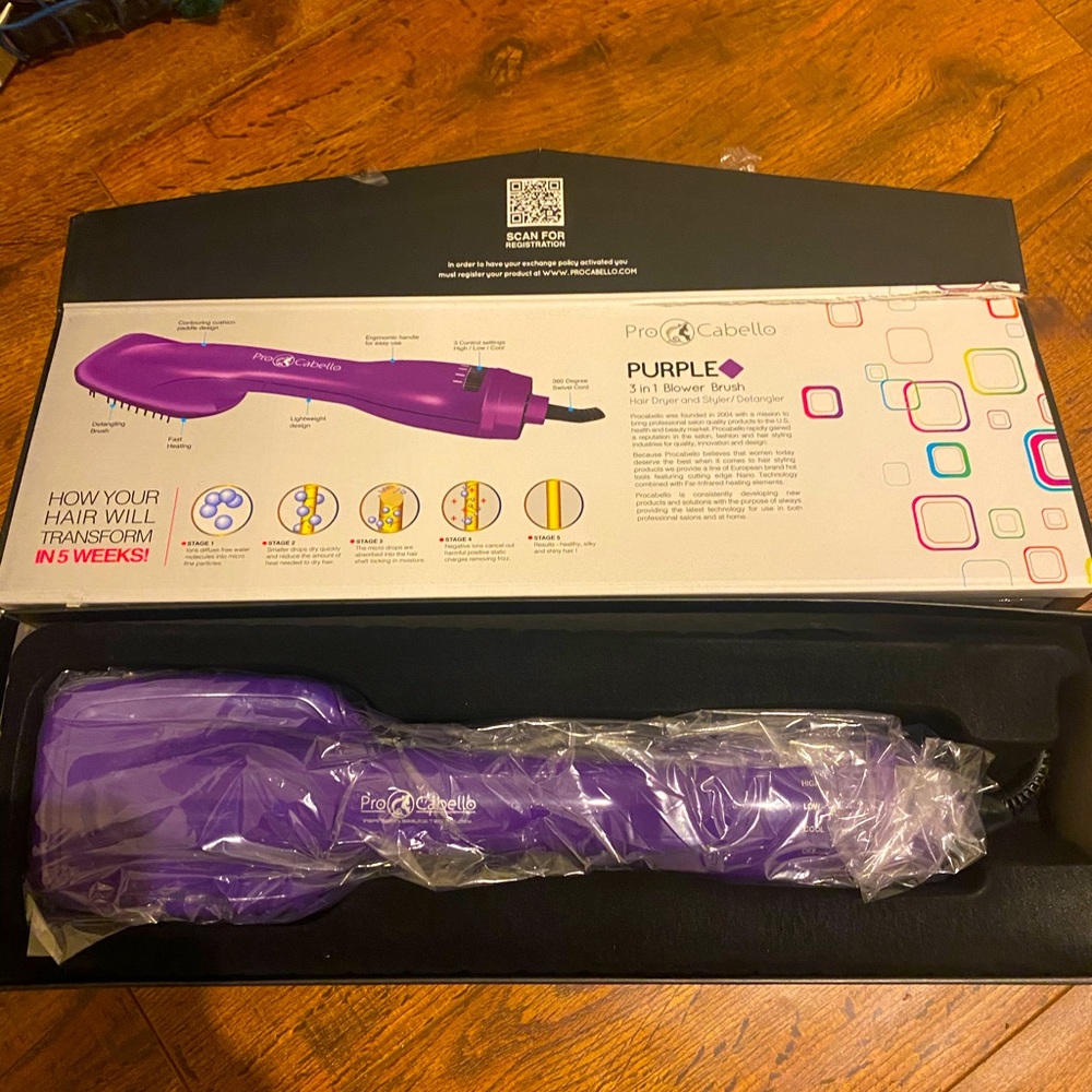 Pro Cabello 3in1 blower and brush. New in box!